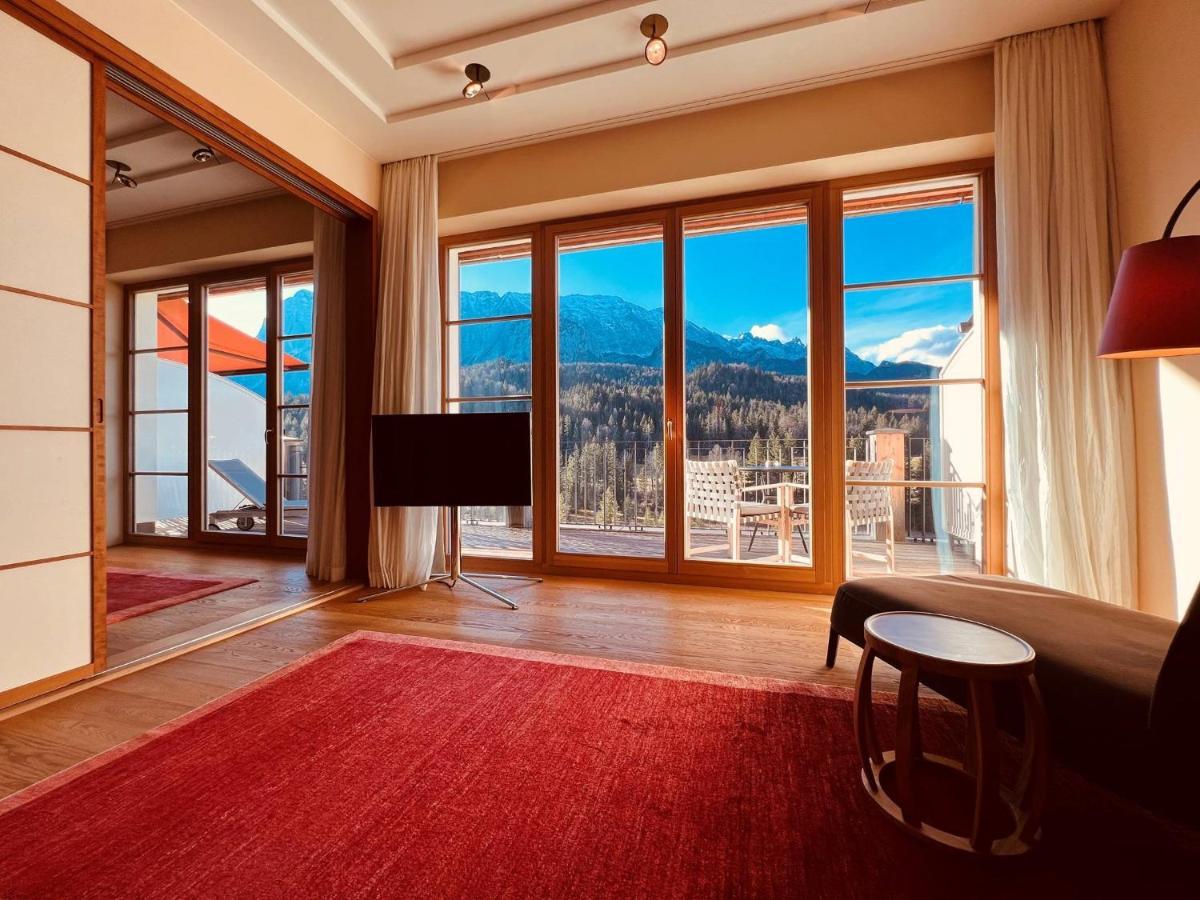 Schloss Elmau Luxury Spa Retreat & Cultural Hideaway Esterno foto