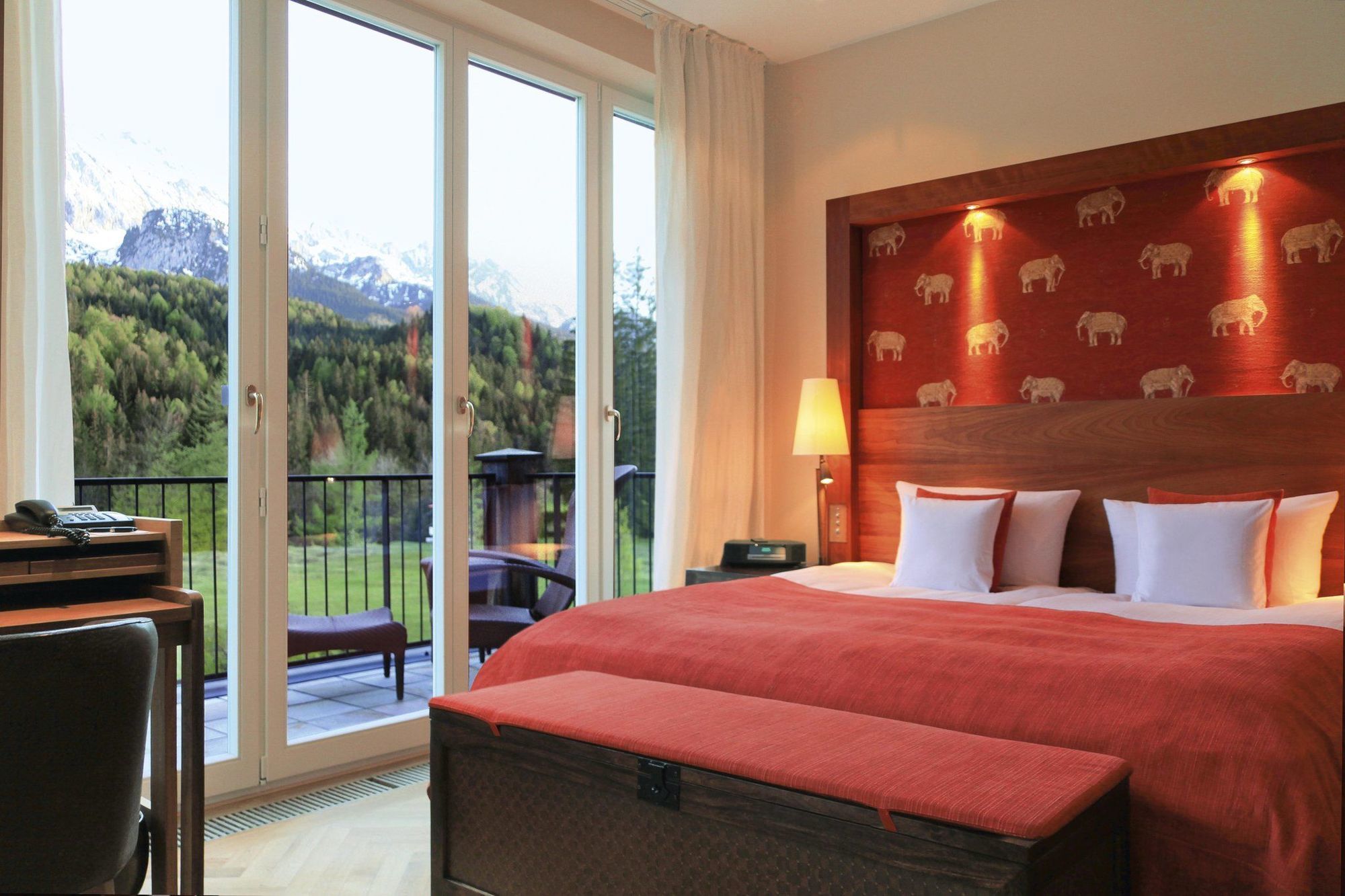 Schloss Elmau Luxury Spa Retreat & Cultural Hideaway Esterno foto